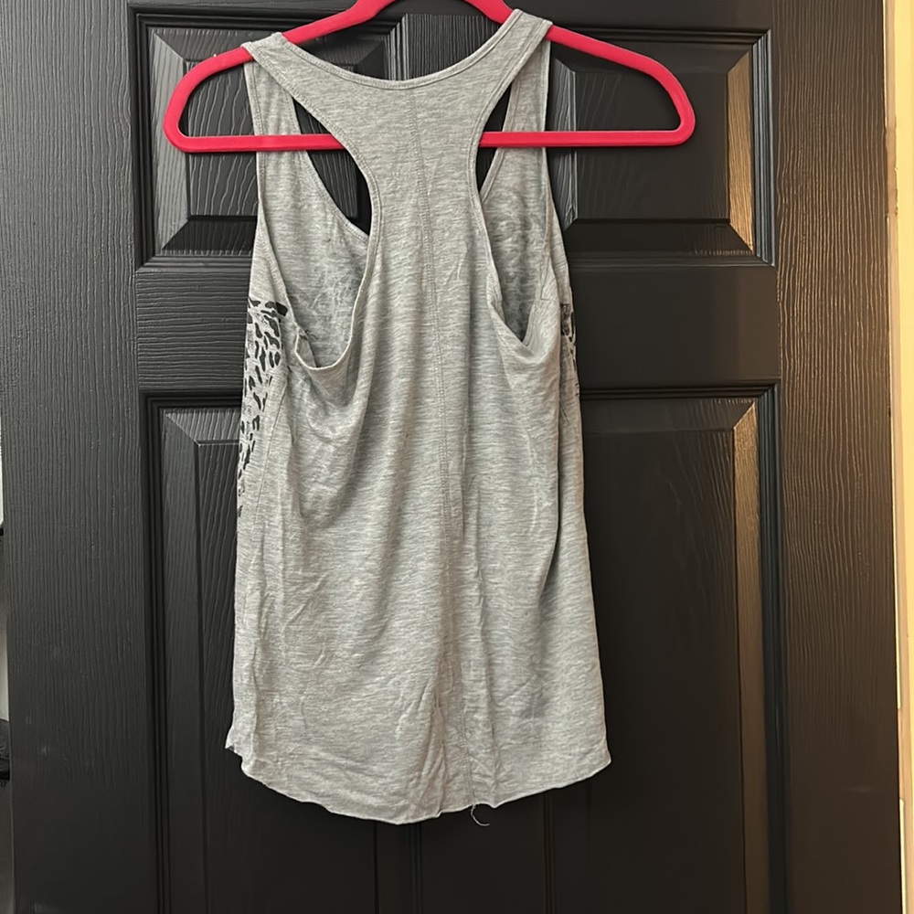 Razorback Tanktop - Picture 3 of 4
